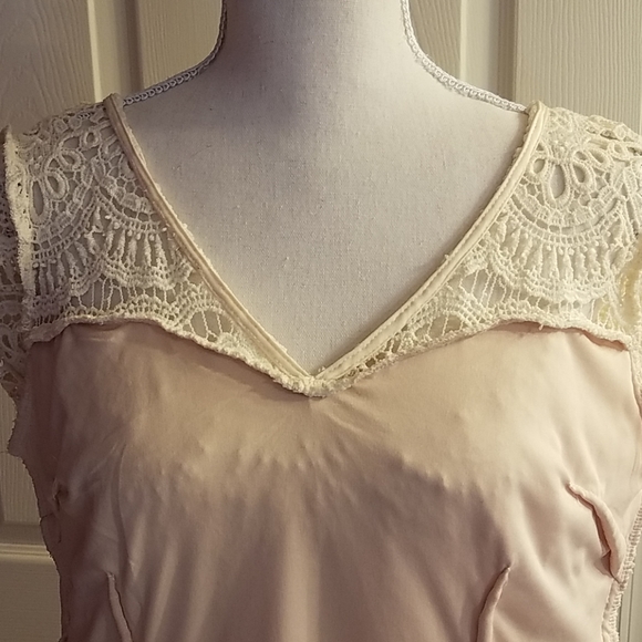 EUC Soieblu Off White Lace w/ Nude Lining Dress S - Picture 5 of 5